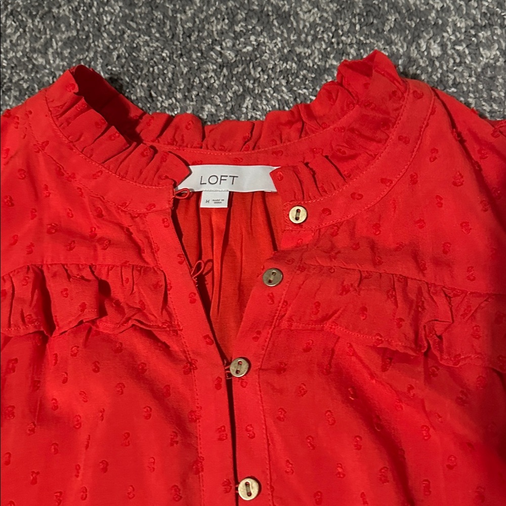 Women’s red blouse. - Picture 3 of 5